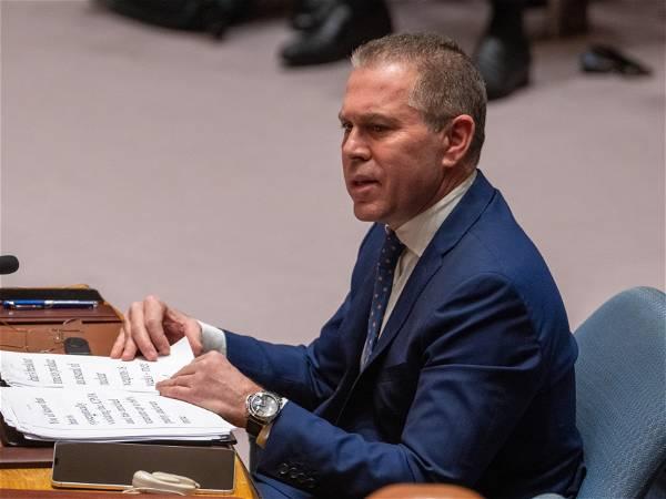 Israeli ambassador shreds UN charter in protests over Palestine vote