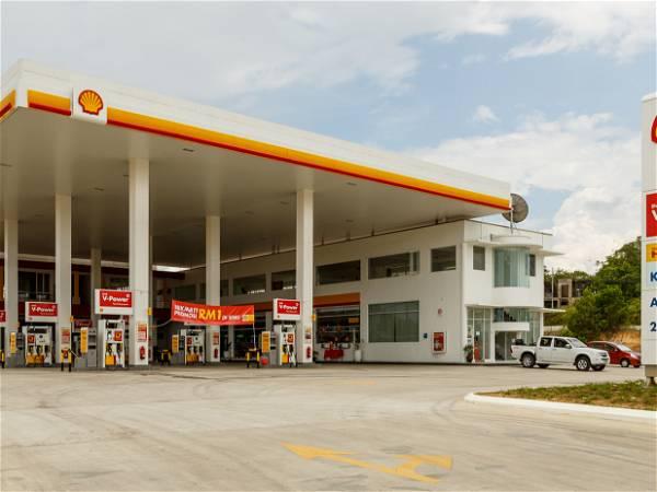 Shell to sell Singapore refinery, petchem assets to Chandra Asri and Glencore