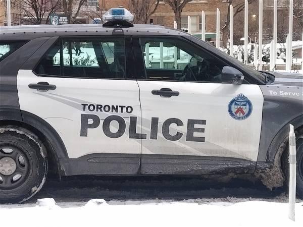 Toronto man facing 8 charges in alleged sex assaults at east-end restaurant