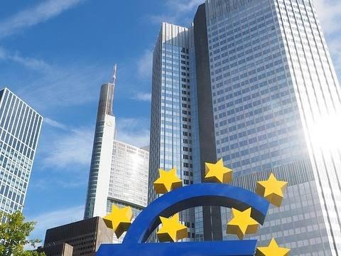 Euro zone inflation steady in April, reinforcing ECB rate cut case