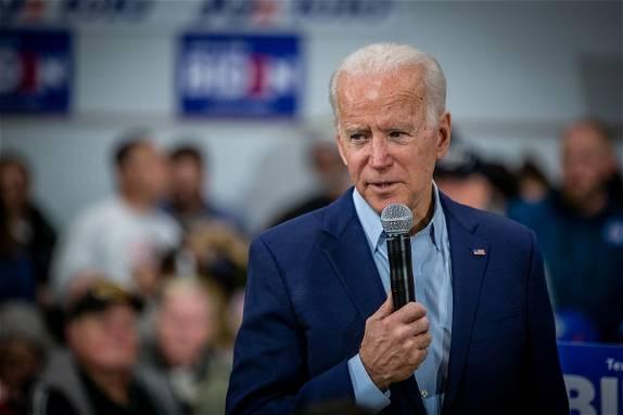 Biden's 13th-Quarter Approval Average Lowest Historically