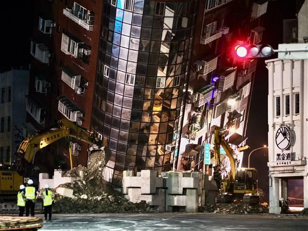 Around 70 workers trapped in rock quarries as powerful earthquake jolts Taiwan