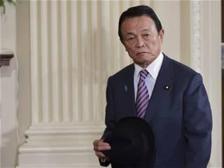 Trump meets with Japan’s former prime minister Aso