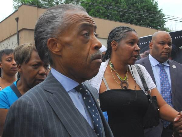 Sharpton to eulogize Black man who died after telling police ‘I can’t breathe’