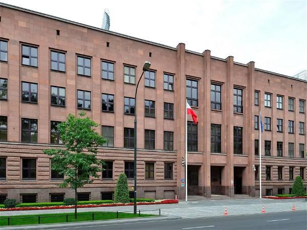 Bugging devices found in Polish government meeting room